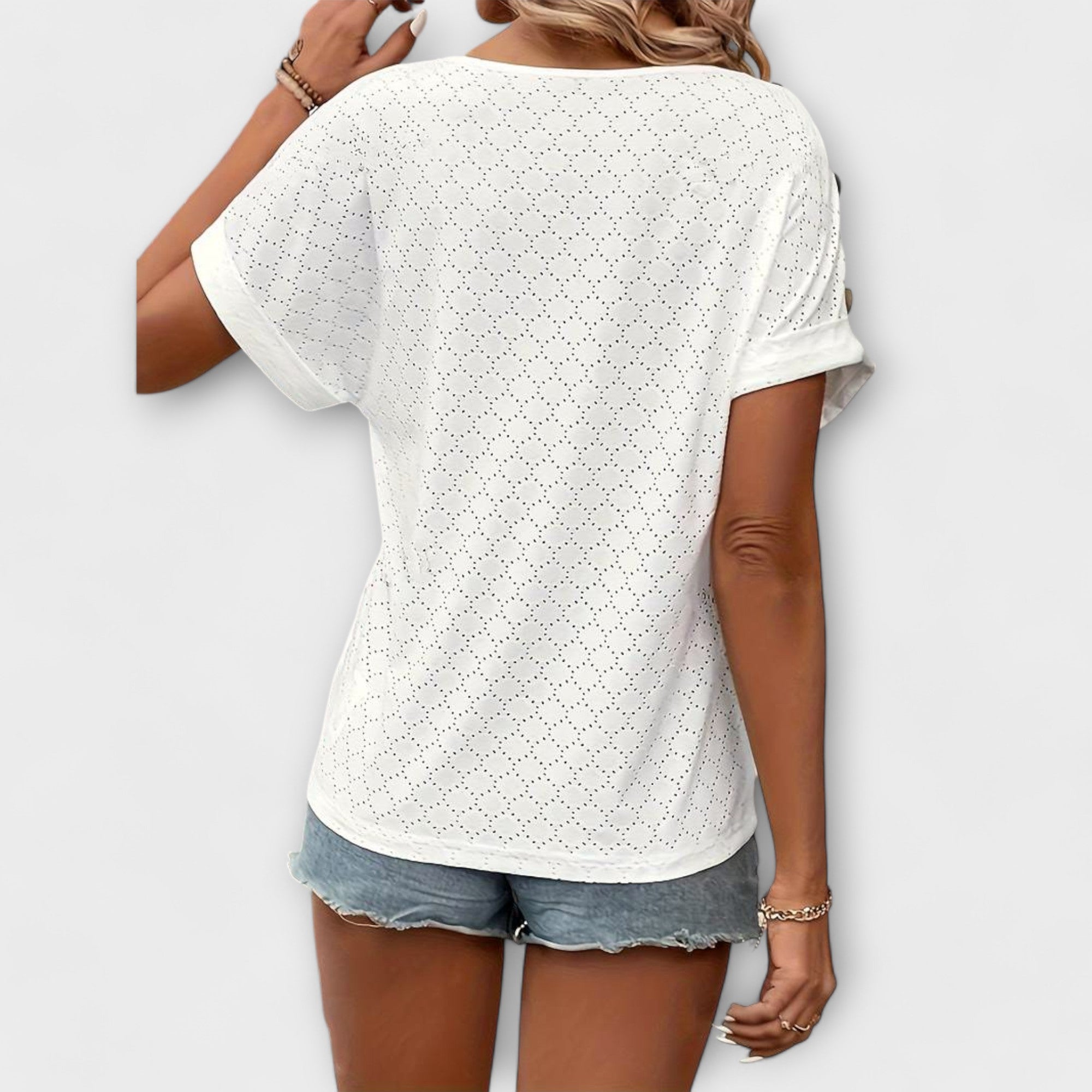 Mia - Knop T-shirt met V-hals