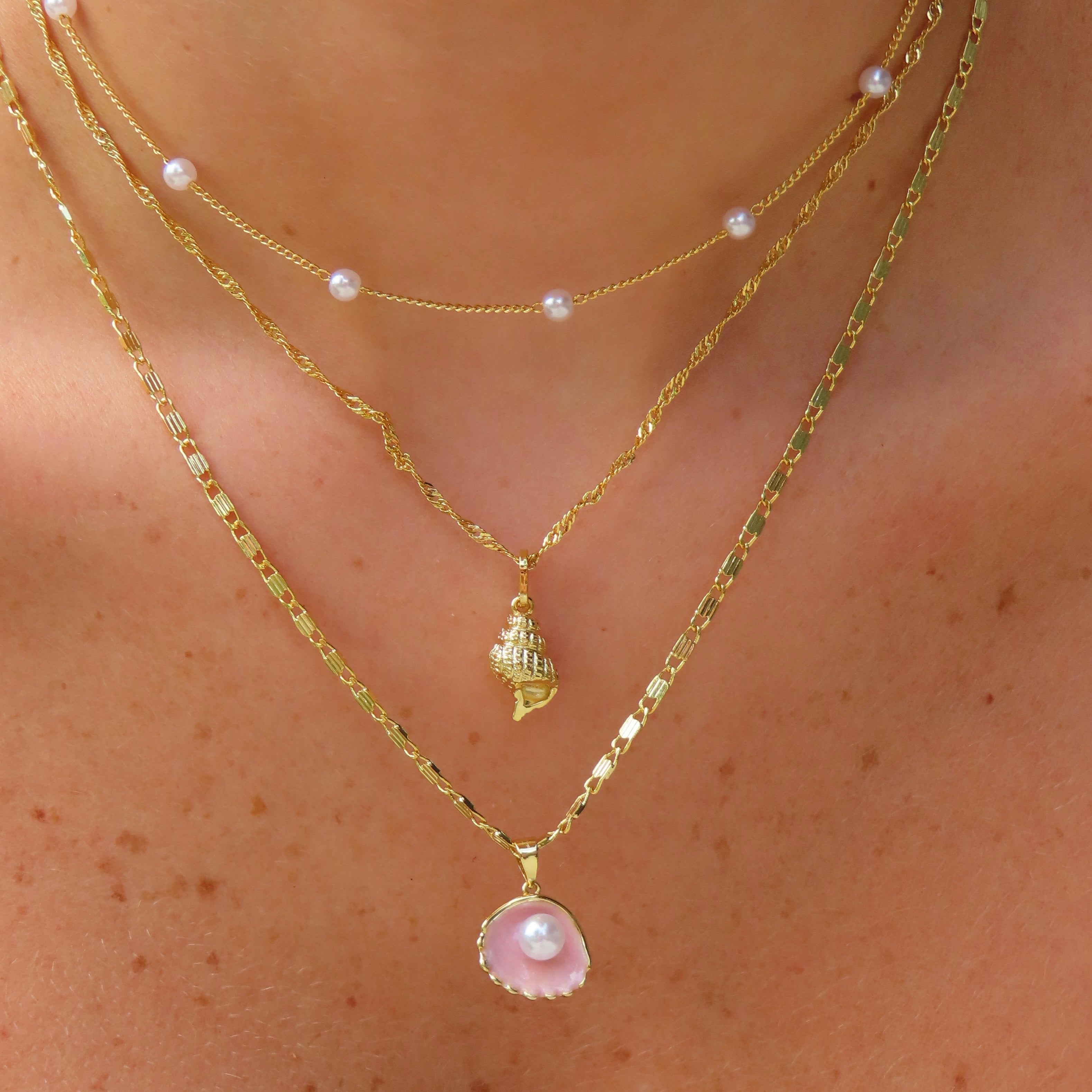 Shell Collar Marina